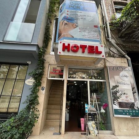 Hotel Dolphin Batumi Exterior photo